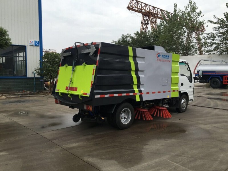 五十鈴3360掃路車(chē)