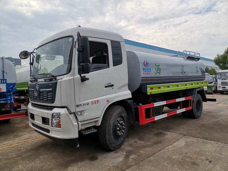 國六東風(fēng)天錦灑水車