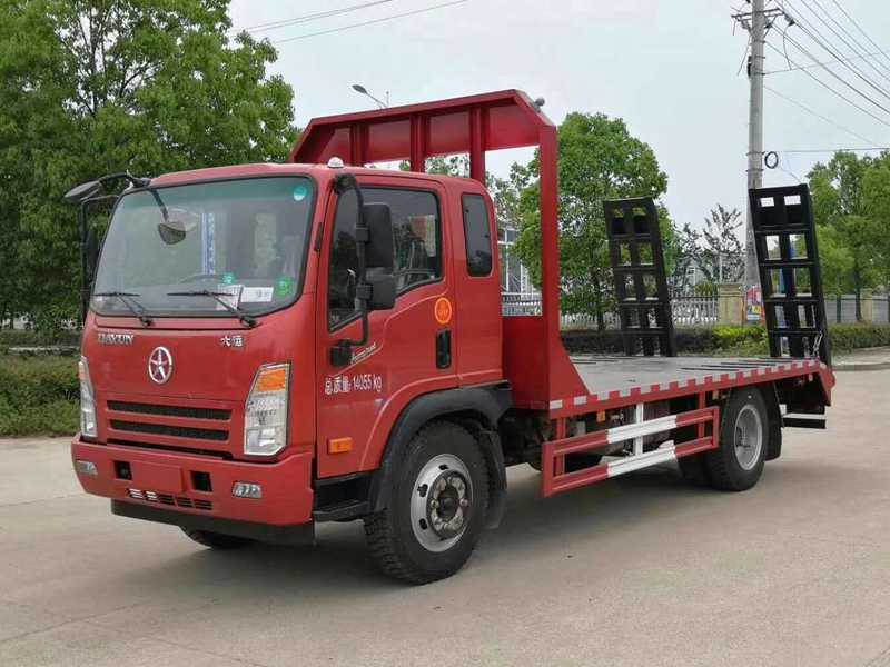 大運(yùn)平板運(yùn)輸車(chē)（國(guó)六）